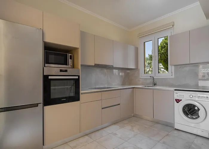 Daphnis Willa Chania (Crete)