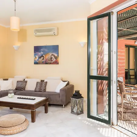 Daphnis Villa Chania (Crete)