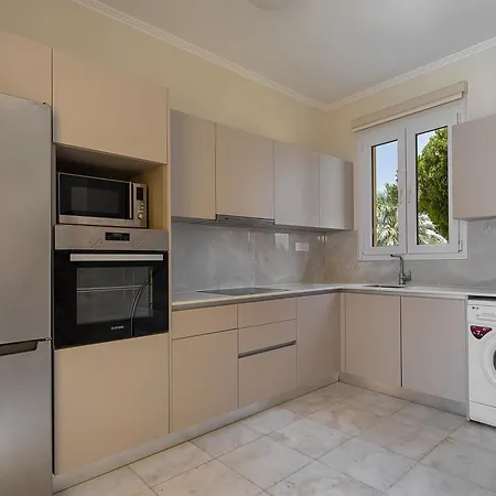 Daphnis Villa La Canea